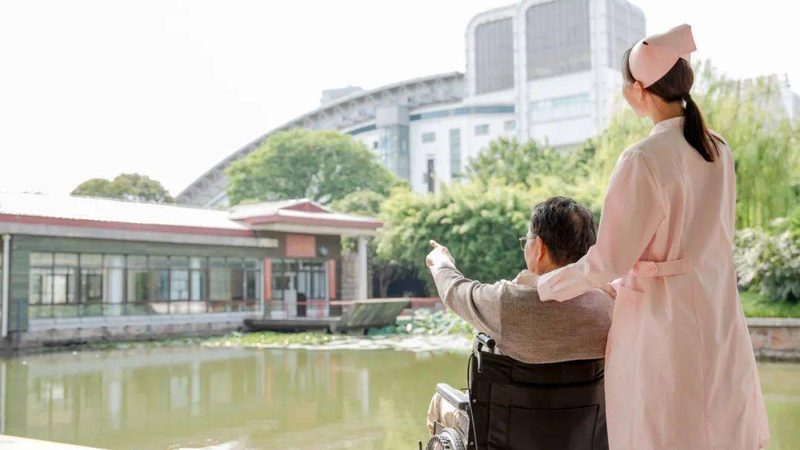 医院陪护价格构成解析